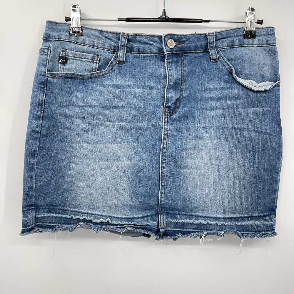 Kancan JUNIOR SIZE 11 Denim Blue Jean Skirt‎ Frayed Bottom